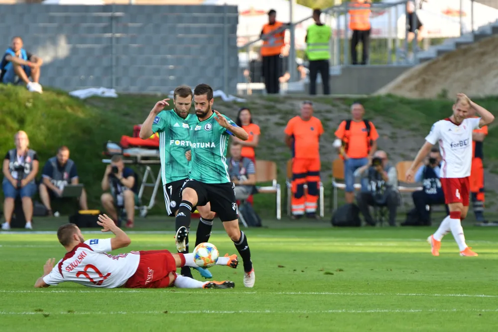 Ekstraklasa: Inaki Astiz zostaje dłużej w Warszawie