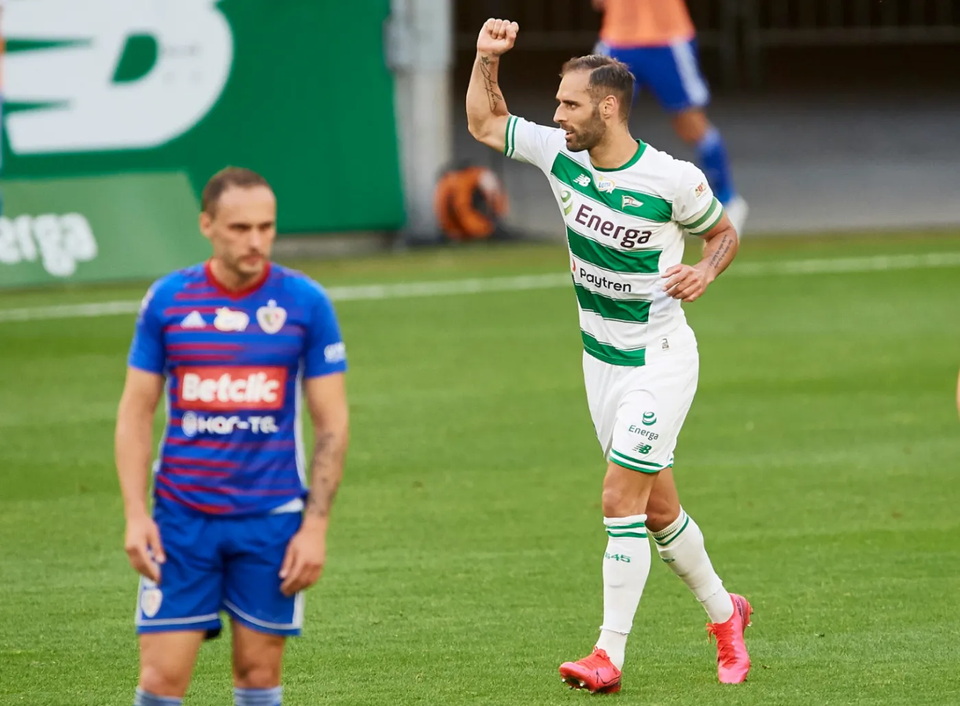 Lechia Gdańsk bije Piasta Gliwice w hicie ekstraklasy