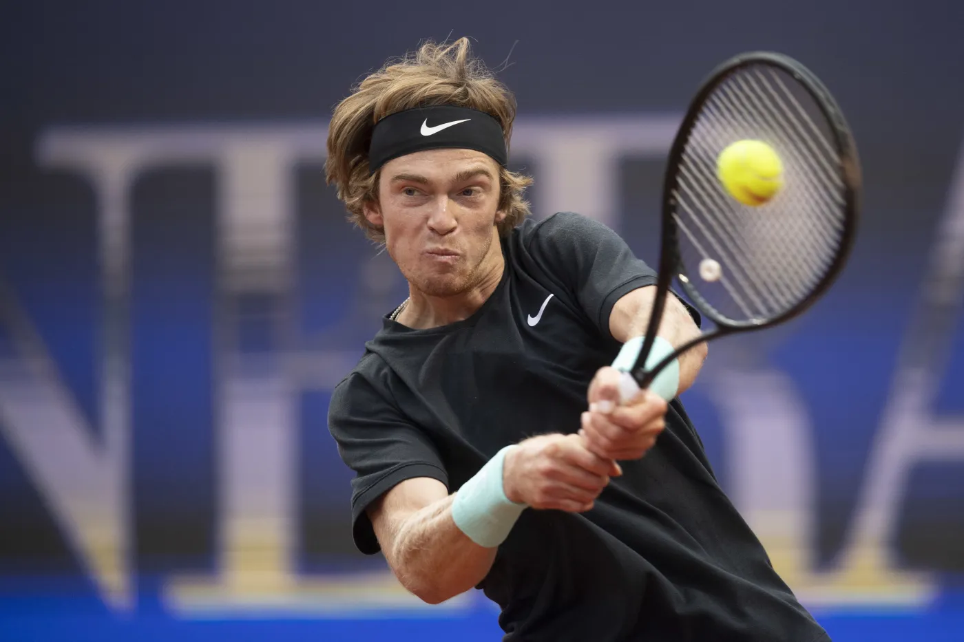 Rublow lepszy od Thiema w finale turnieju w Kitzbuehel