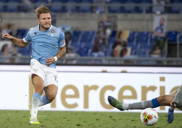 Tak Ciro Immobile zabrał Robertowi Lewandowskiemu "Złotego Buta"
