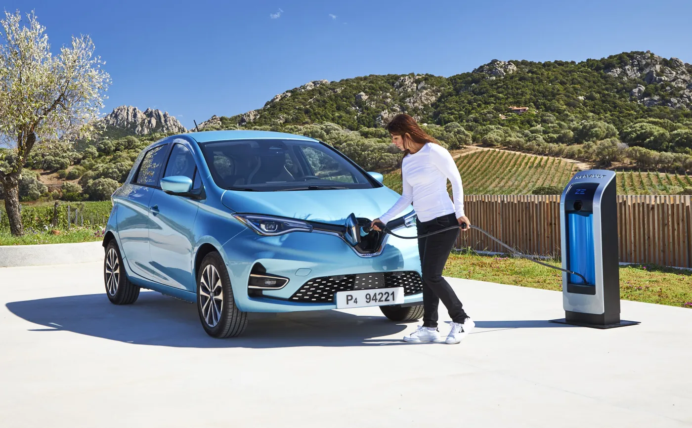 12739599-renault-zoe.jpg