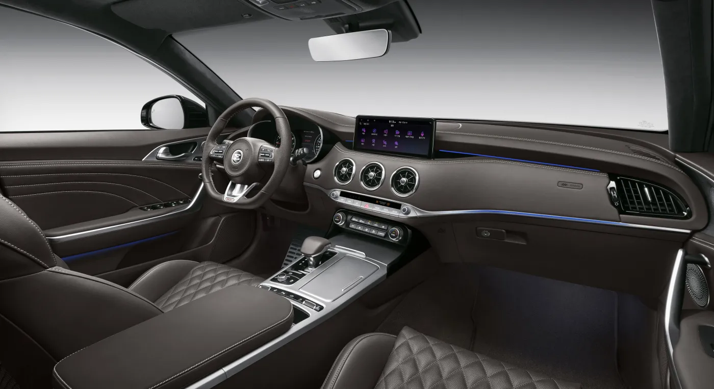 kia-stinger-28155450.jpg