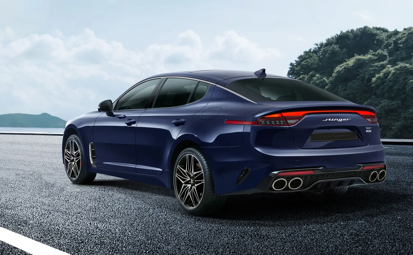 kia-stinger-28155461.jpg