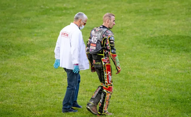 ME na żużlu: Bellego poważnie kontuzjowany po upadku w Toruniu