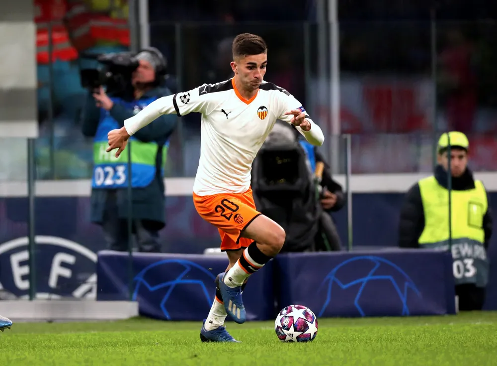 Ferran Torres piłkarzem Manchesteru City. Hiszpan kosztował 23 mln euro