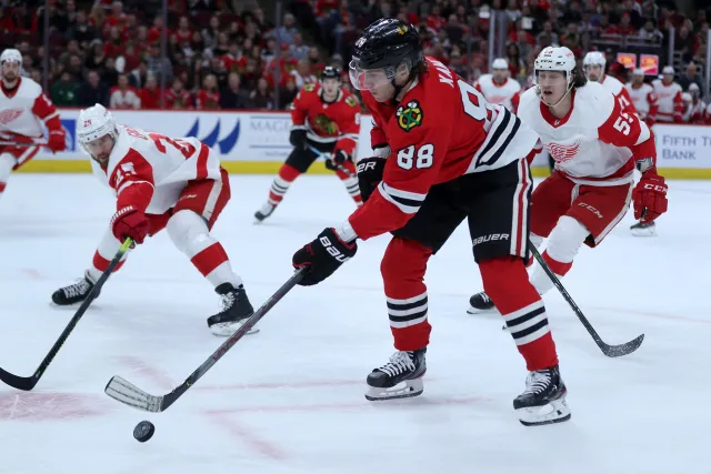 Liga NHL: 400 goli Patricka Kane'a. "Czerwone Skrzydła" rozgromione