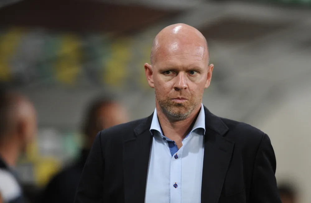 Henning Berg znów w Warszawie. Postara się namieszać Legii