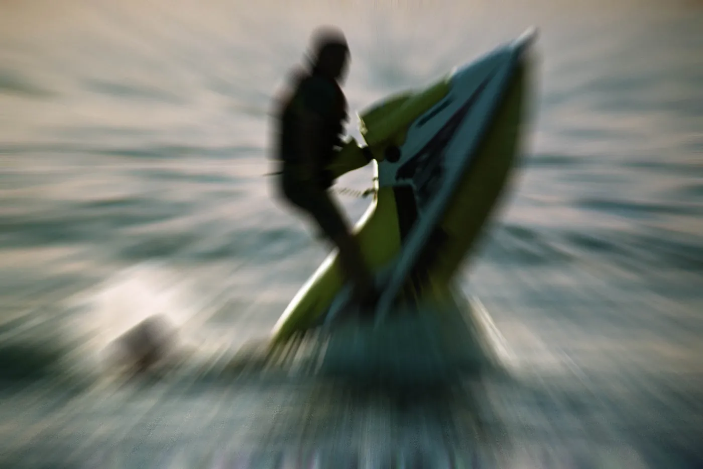 13-latek w bardzo ciężkim stanie po wypadku skutera wodnego