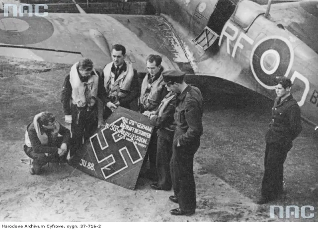 Zbędni zwycięzcy. Koniec wojny oznaczał dla polskich pilotów zupełnie nowe kłopoty