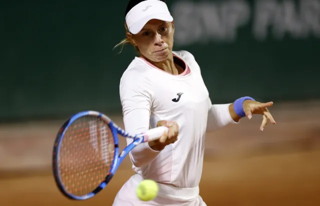 Magda Linette poprawia sobie humor w Paryżu występami w deblu