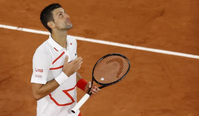 Spacerek Djokovica na początek turnieju French Open [WYNIKI]