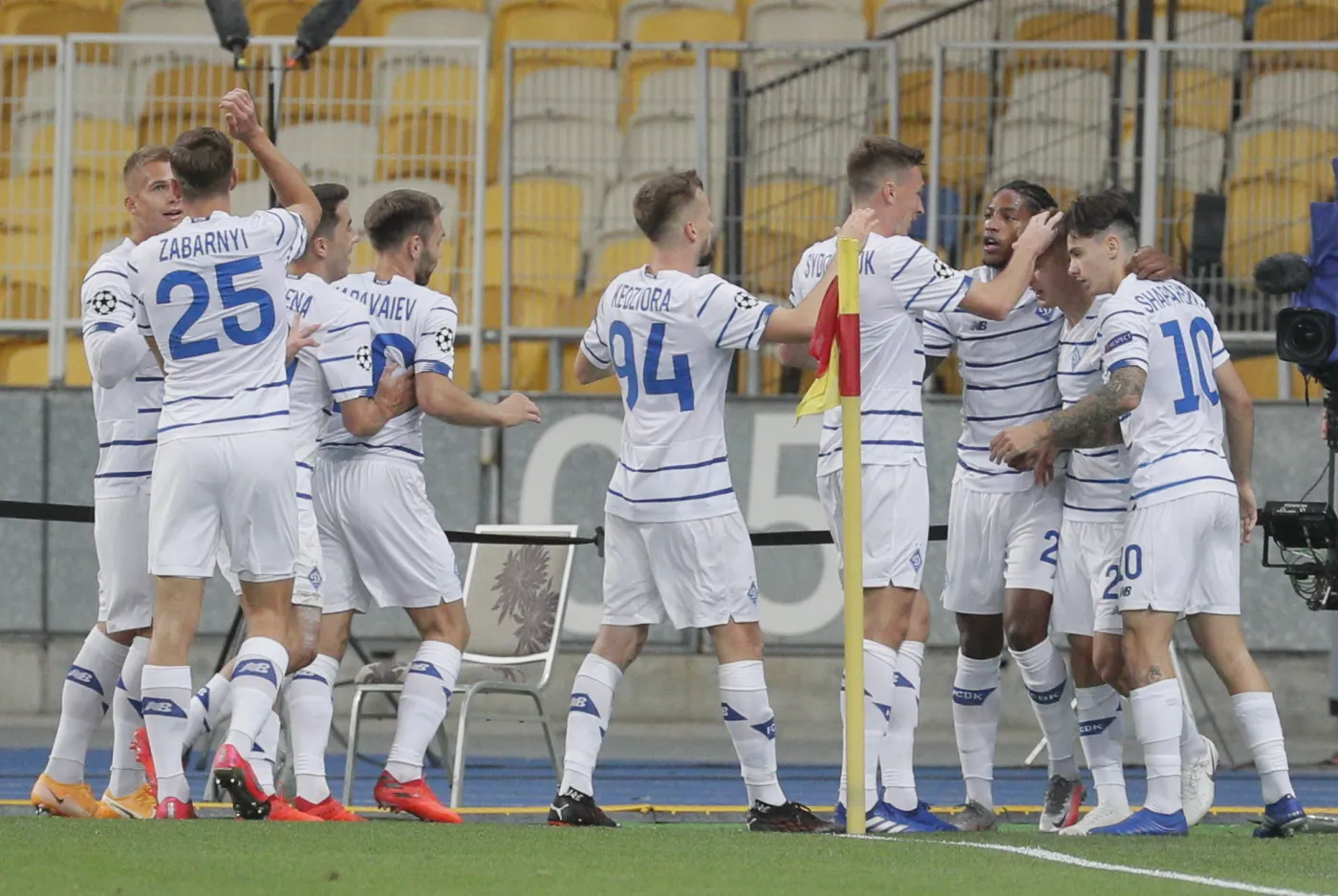 Kędziora w Lidze Mistrzów. Awans Dynama, Ferencvarosu i Olympiakosu do fazy grupowej