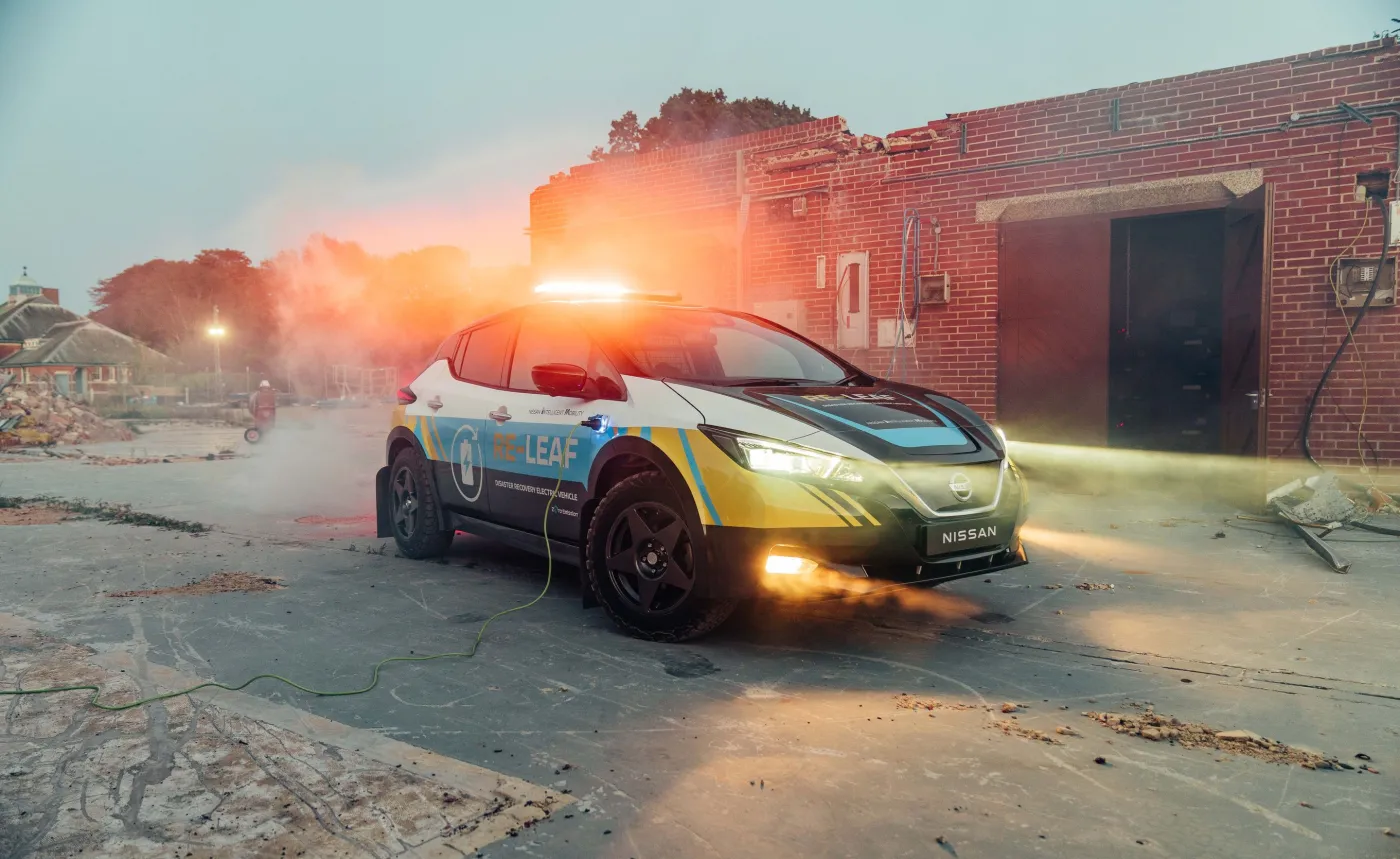 Nissan RE-LEAF na ratunek, gdy zabraknie prądu. Energii dostarczy na 6 dni