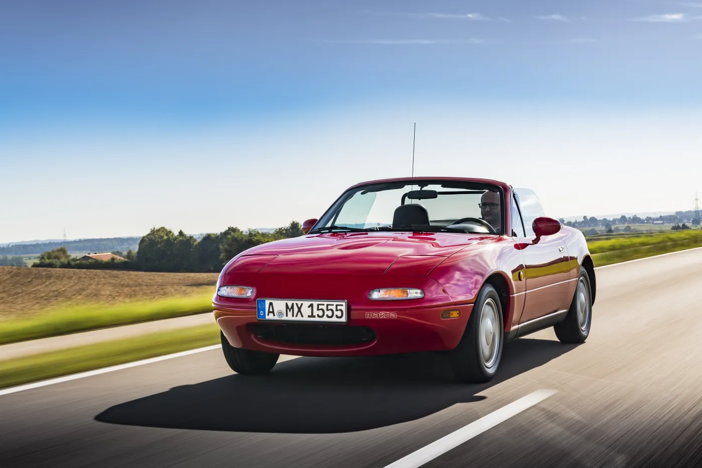 mazda-mx5-na-28233750.jpg
