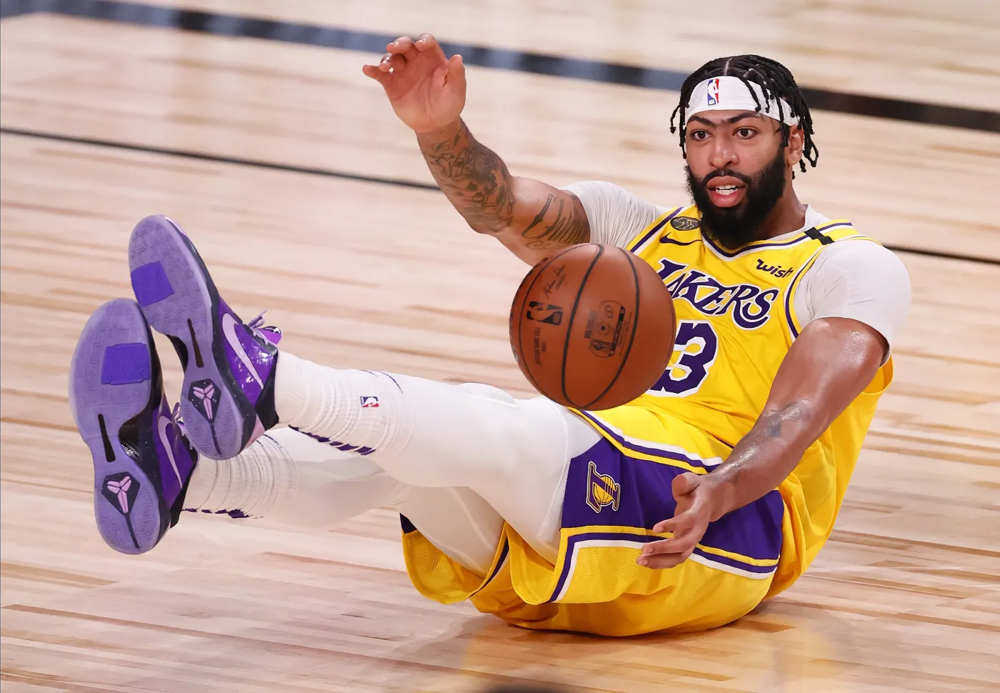 Los Angeles Lakers rozbili Miami Heat w pierwszym meczu finału ligi NBA