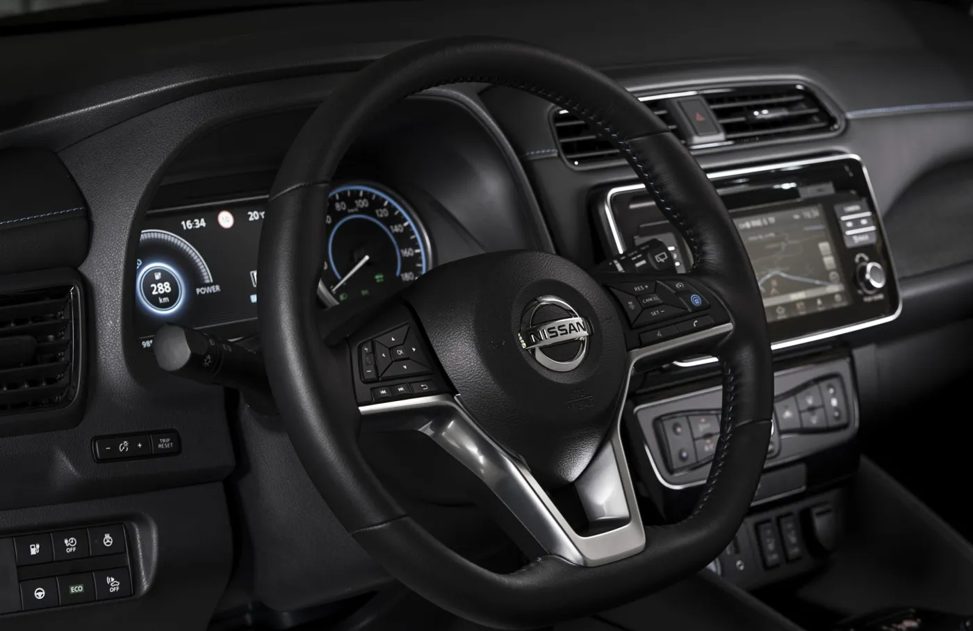nissan-leaf-28239140.jpg