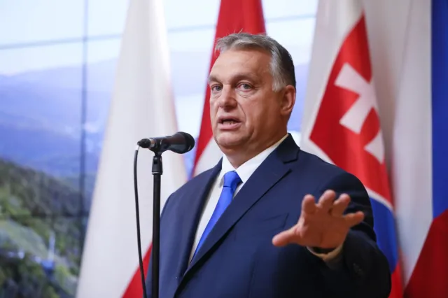 Orban krytykuje pakt migracyjny. "Węgrzy nie chcą u siebie społeczeństwa otwartego"