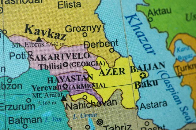 Górski Karabach: 16 osób zginęło, ponad 100 rannych w walkach z siłami azerskimi