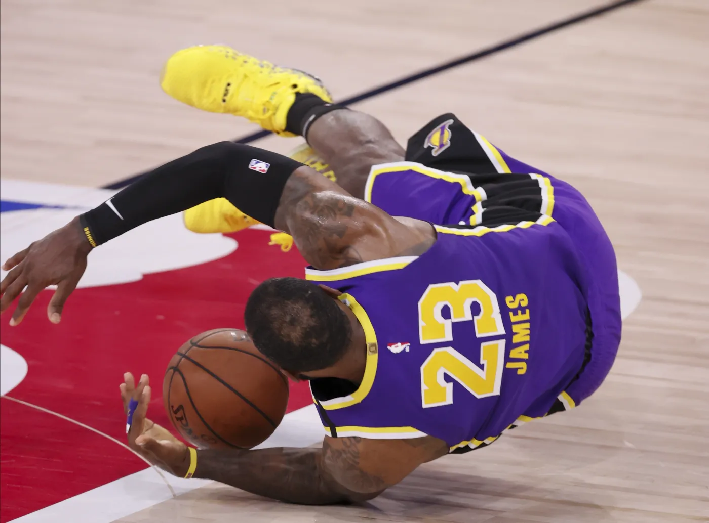Los Angeles Lakers i Miami Heat w środę zaczną rywalizację o mistrzostwo NBA