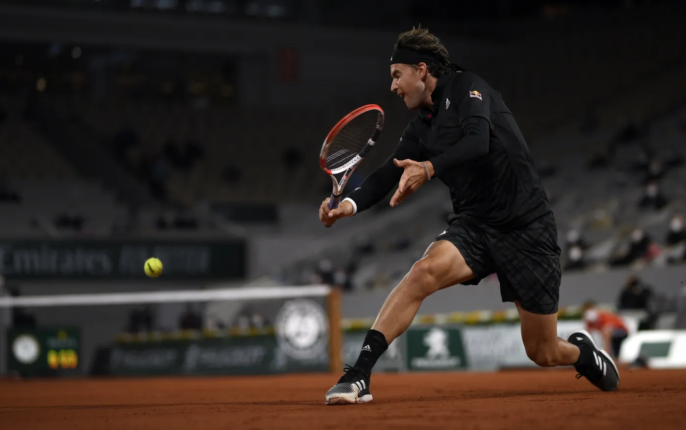 Dominic Thiem w 2. rundzie French Open. Na otwarcie pokonał Marina Cilica