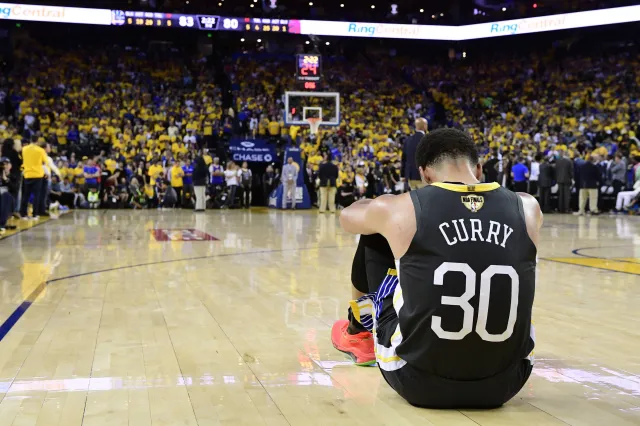 Charles Barkley i Stephen Curry zagrają w charytatywnym meczu golfa