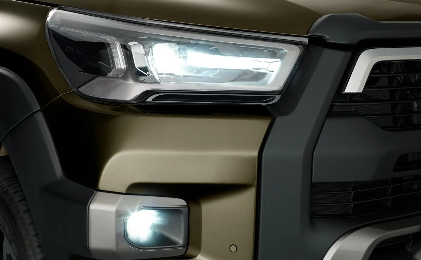 Nowa Toyota Hilux wjeżdża do Polski. Japończycy wierzą w silnik Diesla