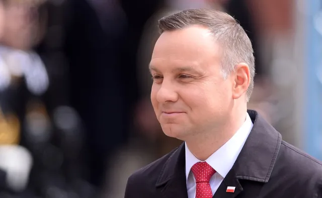 Duda z największym poparciem, za nim Kidawa-Błońska i Hołownia [SONDAŻ]