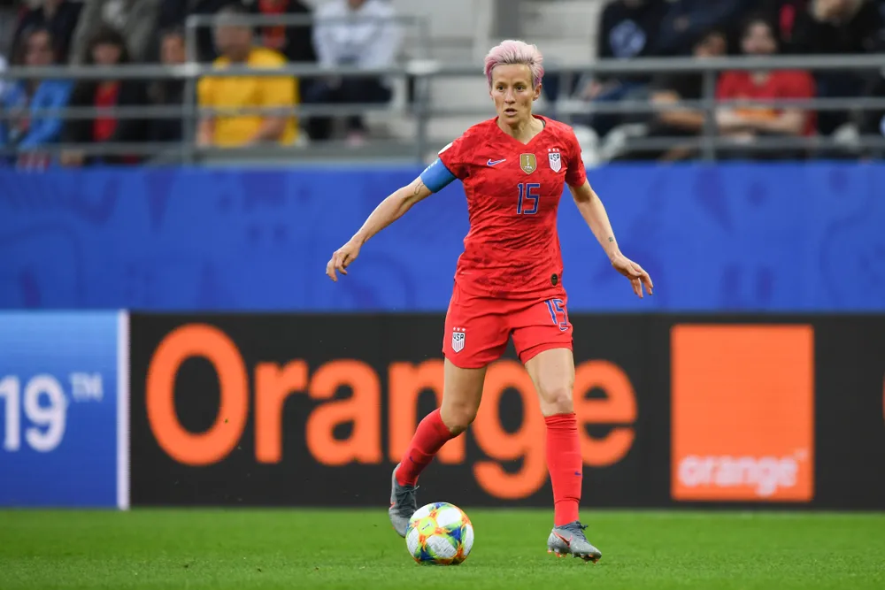 Słynna piłkarka zaręczyła się ze znaną koszykarką