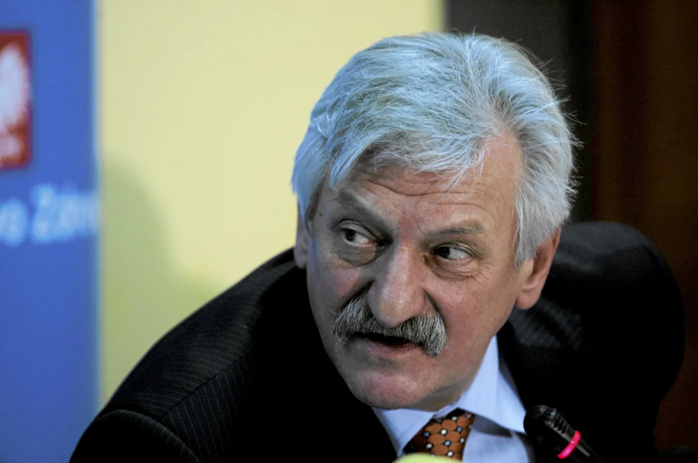 Prof. Horban: Polska powinna być zamknięta przez miesiąc