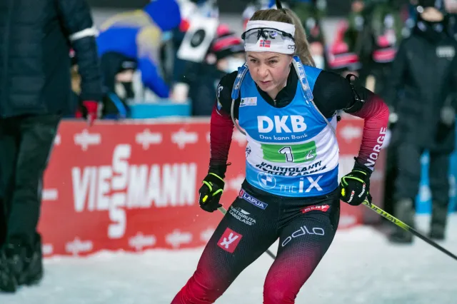 PŚ w biathlonie: Triumf Eckhoff w biegu na dochodzenie, Polki daleko
