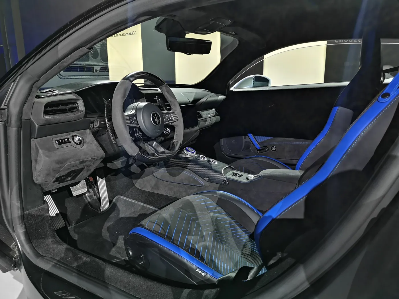 maserati-mc20-36683237.jpg