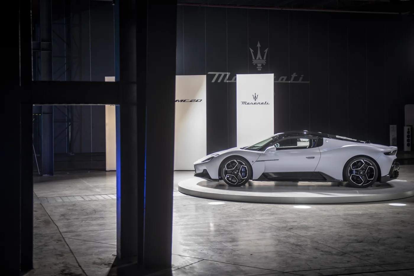 maserati-mc20-36720875.jpg