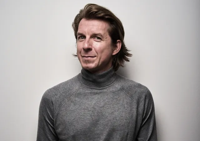 Karol Okrasa: Jedzenie to narzędzie manipulacji [ROZMOWA MAZURKA]