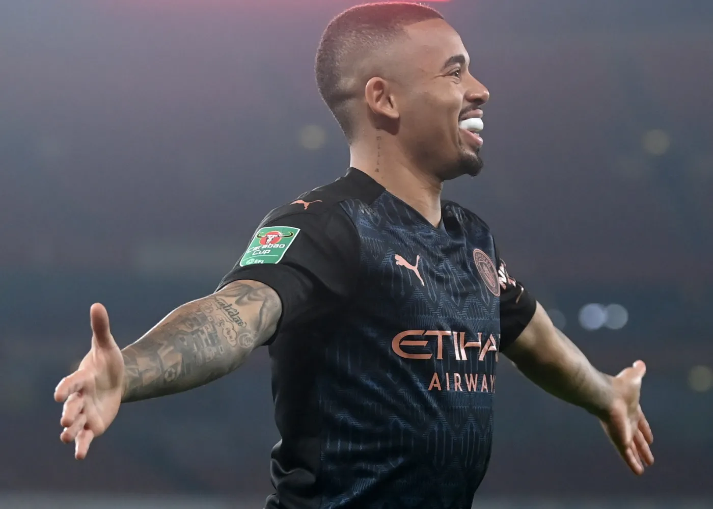 Puchar Ligi w Anglii. Broniący trofeum Manchester City w półfinale