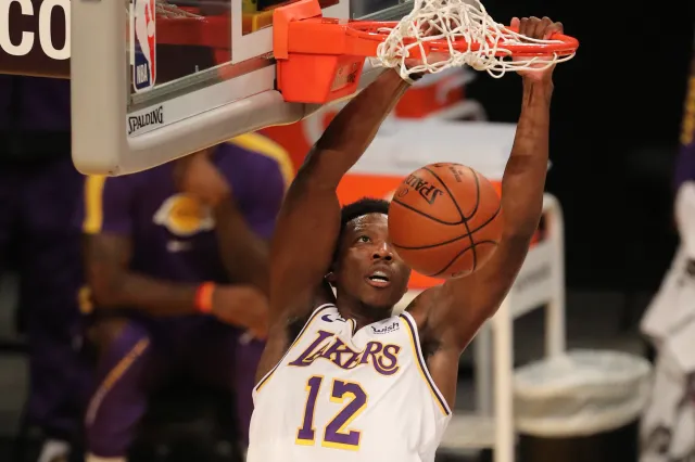 Lakers lepsi Clippers w pierwszym przedsezonowym meczu ligi NBA