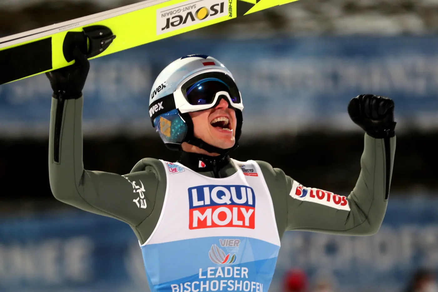 Perfekcyjny, wspaniały, najlepszy! Kamil Stoch wygrał Turniej Czterech Skoczni!