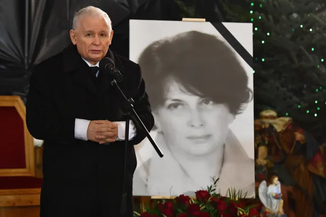 Szef PiS podczas mszy w wigilię rocznicy śmierci Jadwigi Kaczyńskiej mówił o... Amber Gold