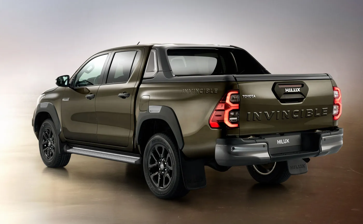 toyota-hilux-28242259.jpg