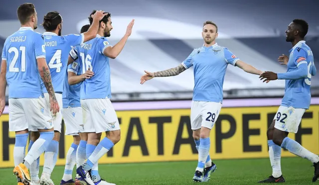 Lazio Rzym ostatnim ćwierćfinalistą Pucharu Włoch