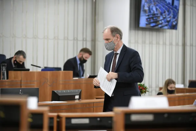 Senat powiedział "nie" kandydaturze Piotra Wawrzyka na stanowisko RPO