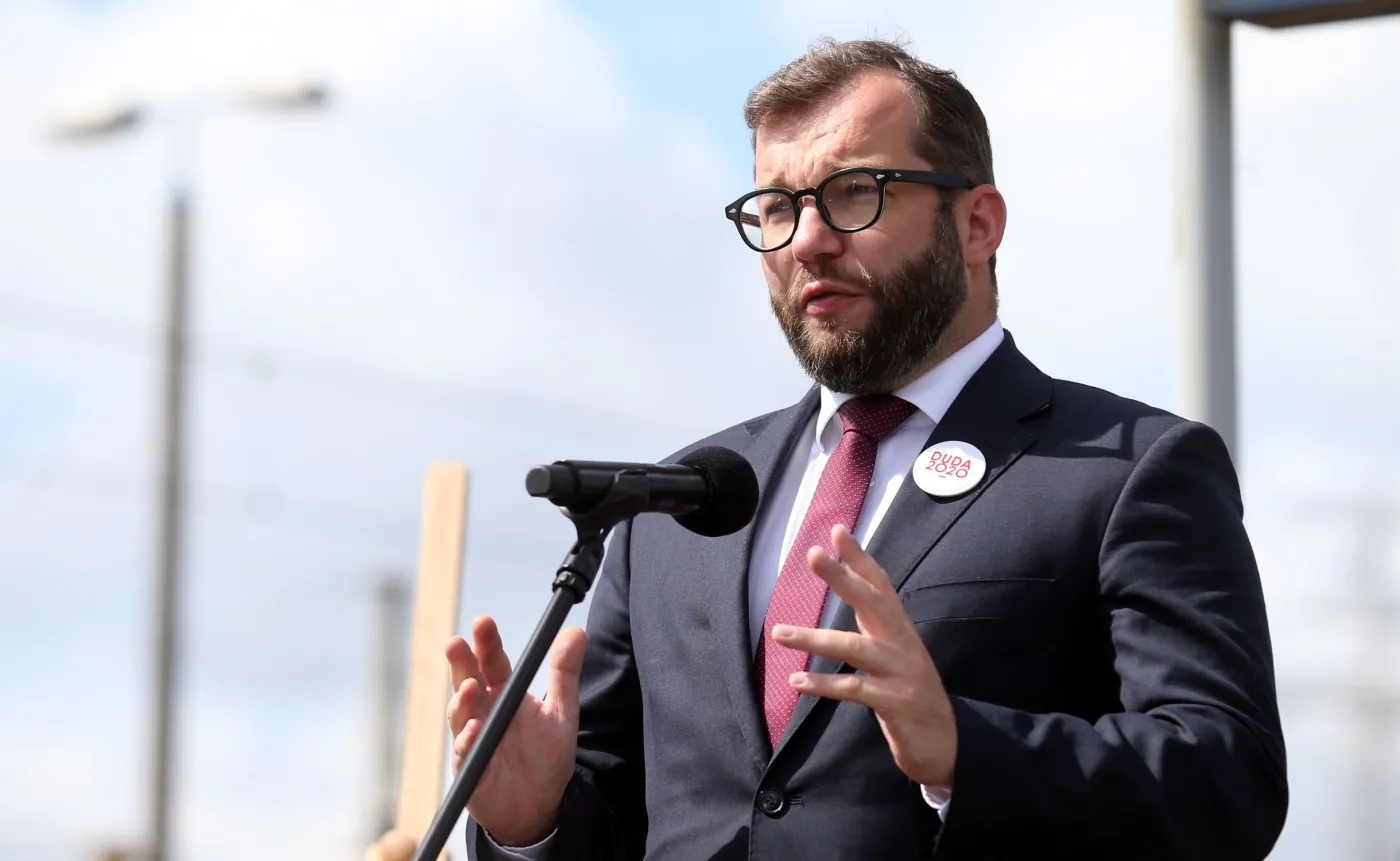 "Piątka dla zwierząt" odsunięta na dalszy plan. Puda: Nie wiem, jakie będą jej dalsze losy