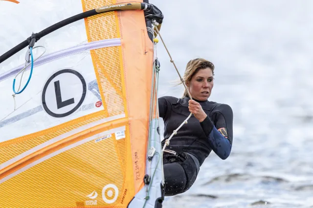 Zofia Klepacka na podium mistrzostw Europy w windsurfingu