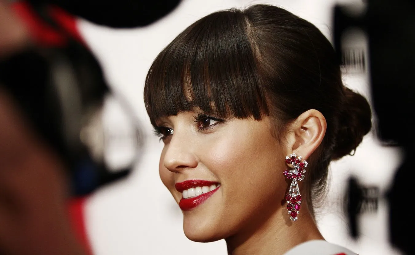 Jessica Alba opowiedziała o chorobach z dzieciństwa. Przeszła aż 5 operacji