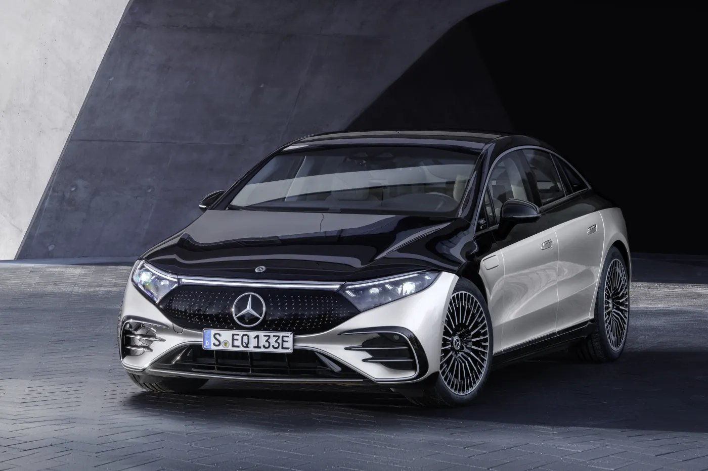 mercedes-eqs-37116394.jpg