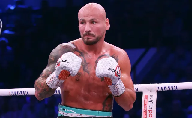 Poseł wyzwał na pojedynek... Artura Szpilkę. "Za hajs dam sobie obić buzię"