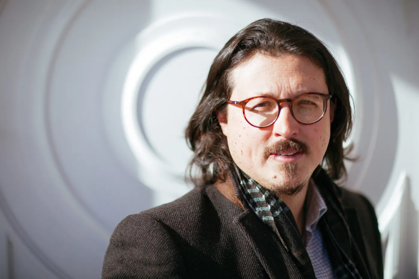 Historyk o kryzysie demokracji liberalnej: Czeka nas chaos lub dehumanizacja