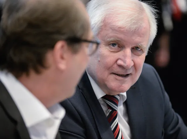"Musimy zacząć działać". Szef niemieckiego MSW spodziewa się fali migrantów