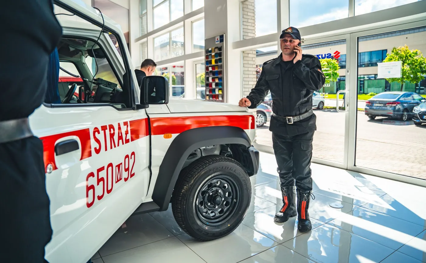 Suzuki Jimny już w polskiej straży pożarnej. Pierwszy w Europie