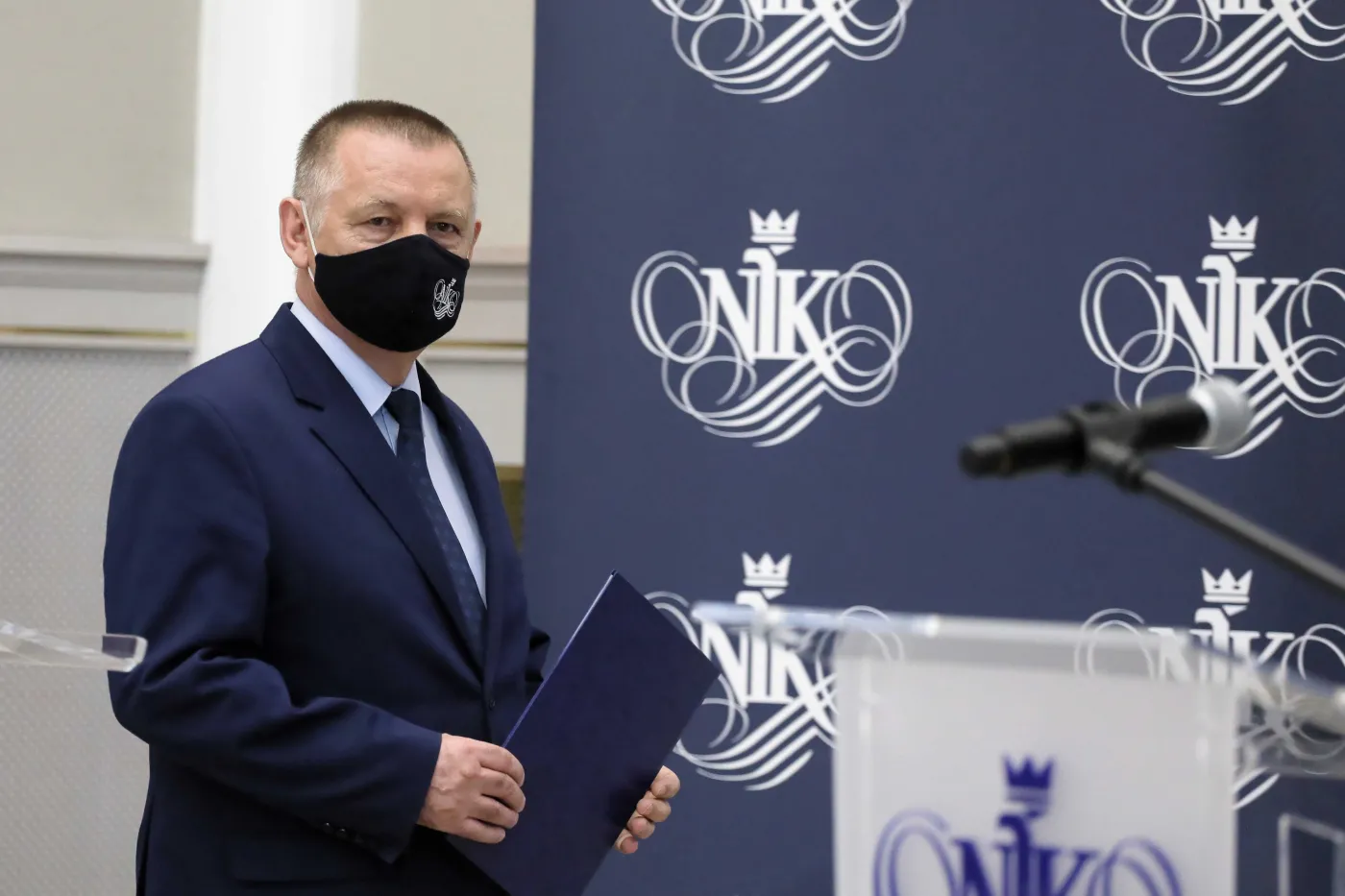 Banaś, raport NIK i wybory kopertowe: Zawiadamiamy prokuraturę