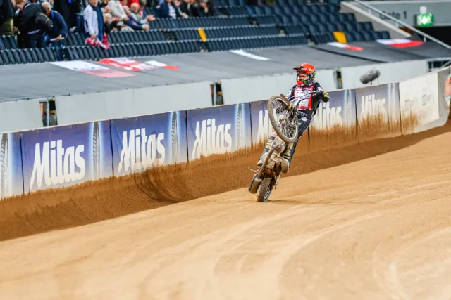 Tai Woffinden poleciał do Polski prywatnym odrzutowcem. "Czas iść do pracy"